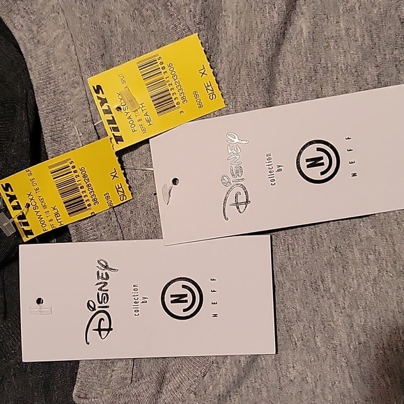 NWT: Disney by NEFF Mickey Mouse t-shirts - Picture 9 of 9